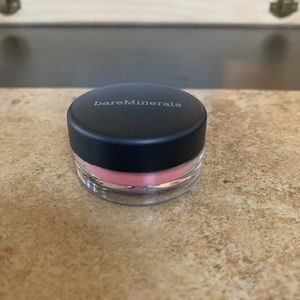bareMinerals “giddy pink” blush